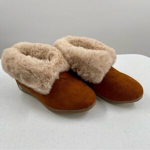 NWOB David Tate Caramel Leather Upper Suede Tan "Fur" Slip On Warm Bootie Shoes